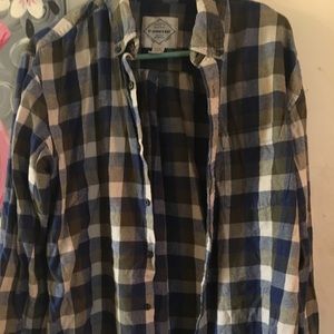 Size large men’s lightweight flannel shirt. Great shape
